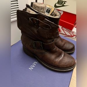 FRYE BOOTS SIZE 5.5